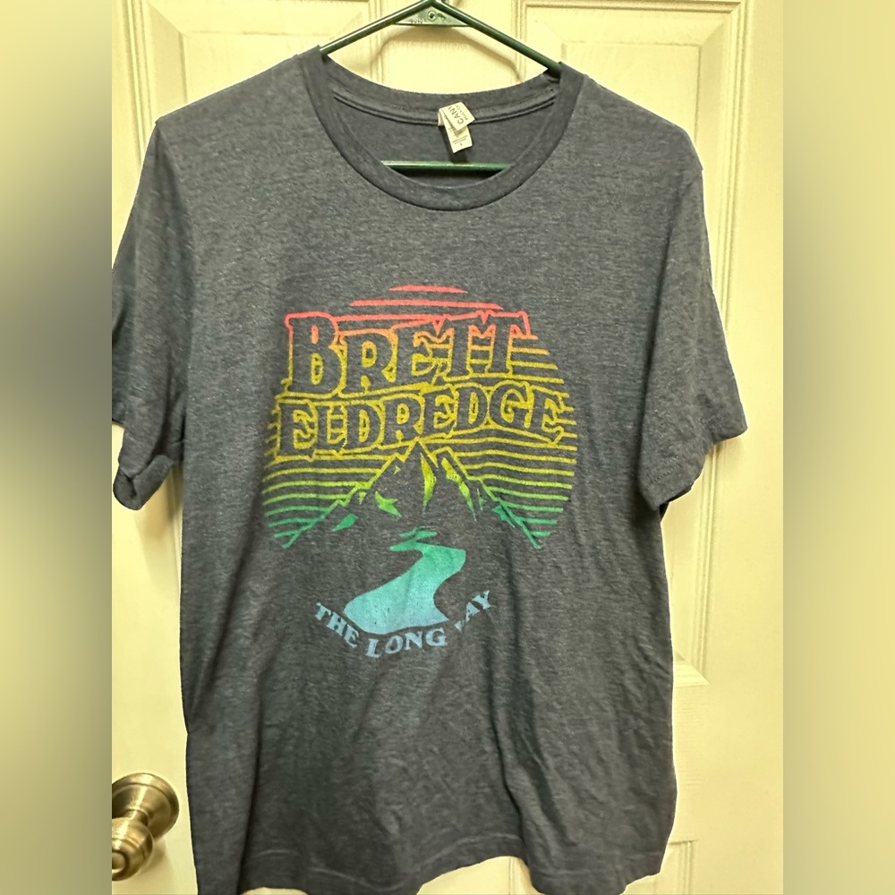 Woman’s Brett Eldredge official Concert blue t shirt size large.
